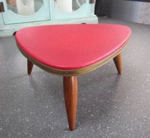 Kleiner Nierentisch, Blumenhocker aus den 50er - 60er-Jahren
