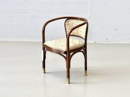 Sedia con braccioli modello 715 di Gustav Siegel per J. & J.
