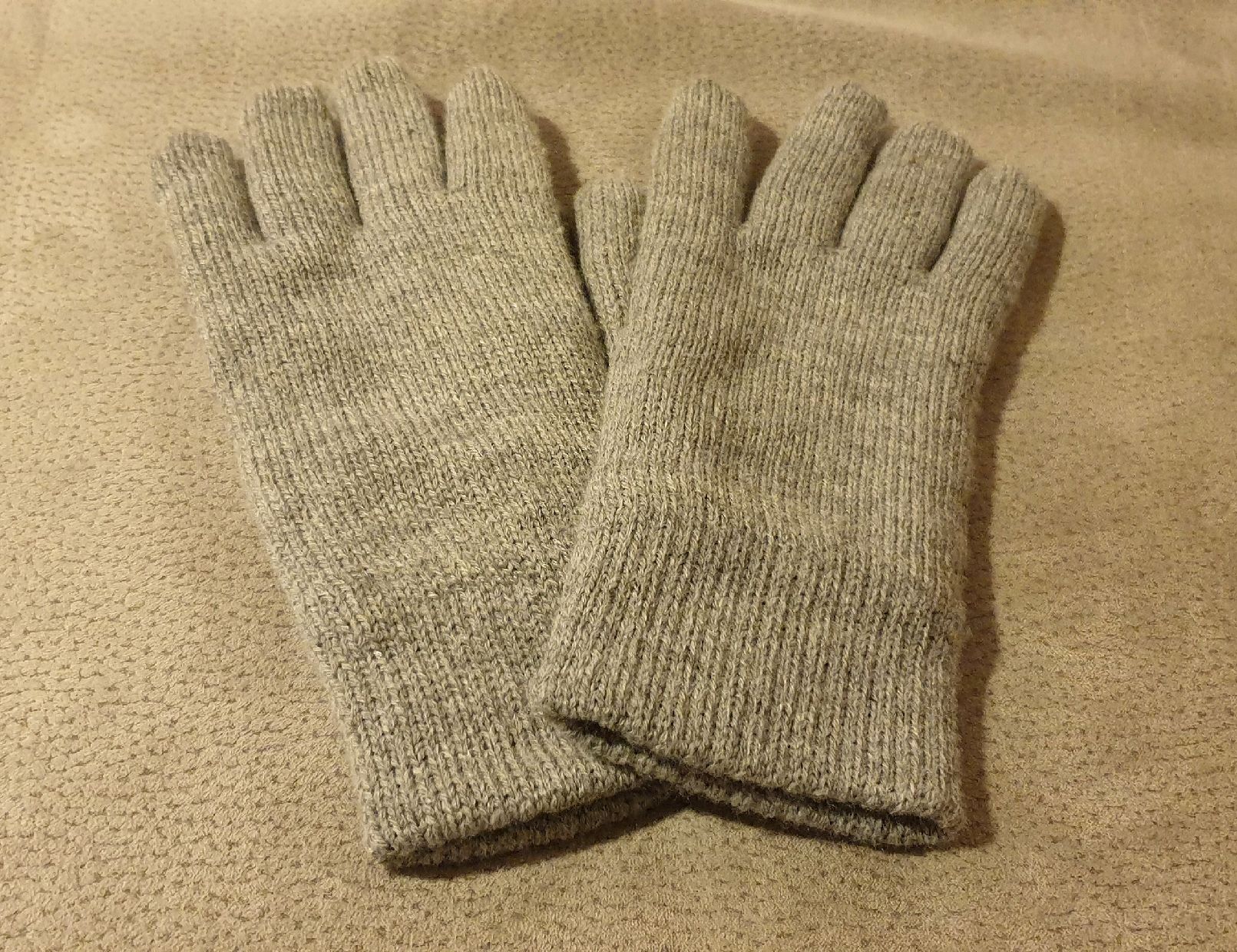 Handschuhe & Handstulpen: Handschuhe–Thermo Unisex – Gebraucht aus Zürich von ptanyela