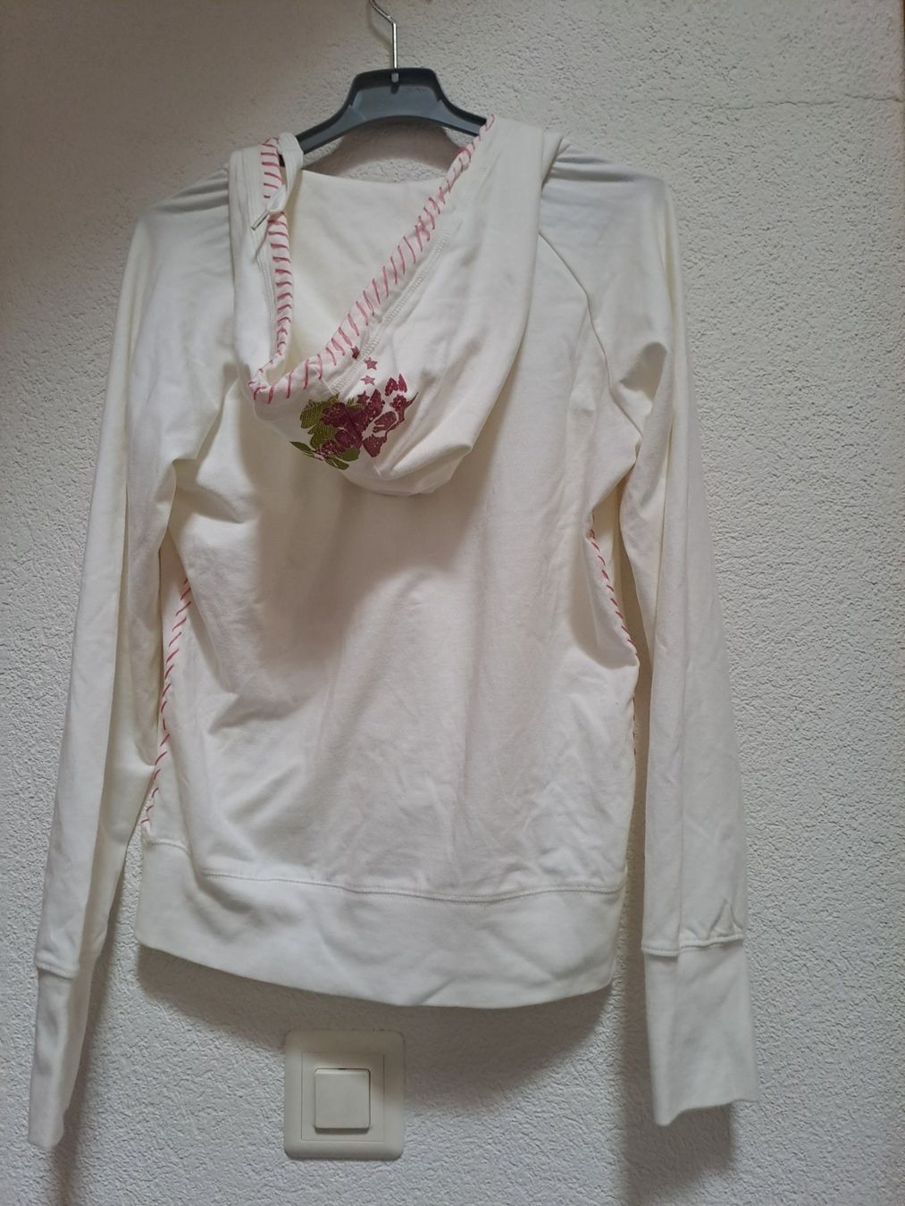 Maglioni & Felpe: Kapuzenpullover Gr. M/L, Marke Protest NP 99.-- – Usato da Frauenfeld venduto da Andadaa 1