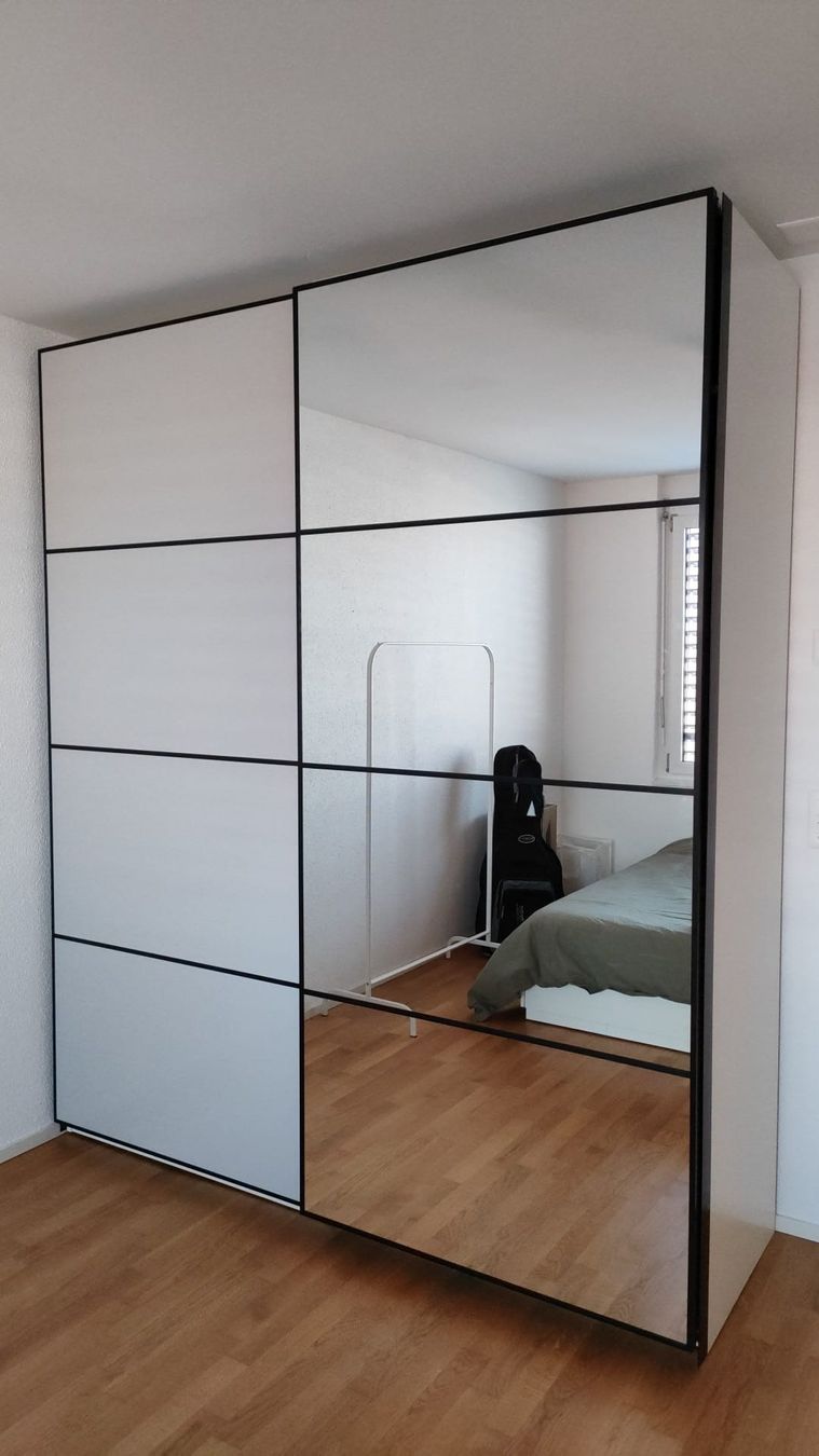 Ikea Armadi: Ikea PAX Schrank - 200x236x58 – Usato da Arbon venduto da le1_2xq7
