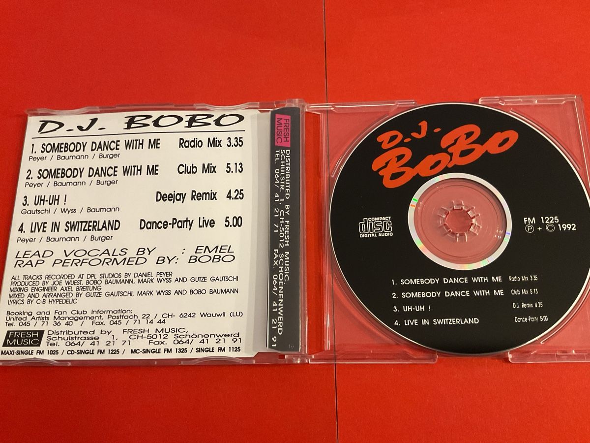 CDs: D.J. Bobo - Somebody Dance With Me CD Maxi-Single, 1992 – Gebraucht aus Steinach von Quarkie 1