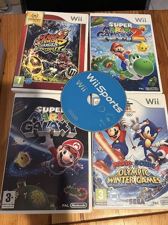 Console: Wii à vendre avec 5 jeux  – Usato da La Neuveville venduto da biz_mn8c 1