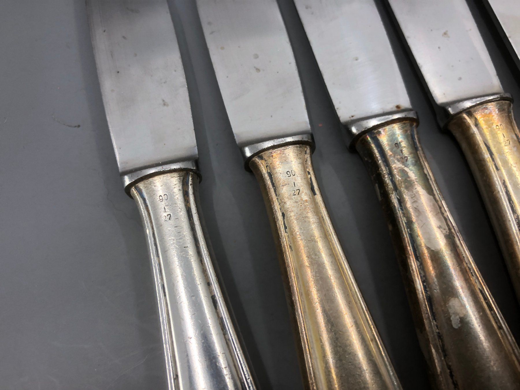 Besteck: 6 Tafelmesser versilbert Steakmesser Dreiklang – Gebraucht aus Basel von Tiabeanie 8