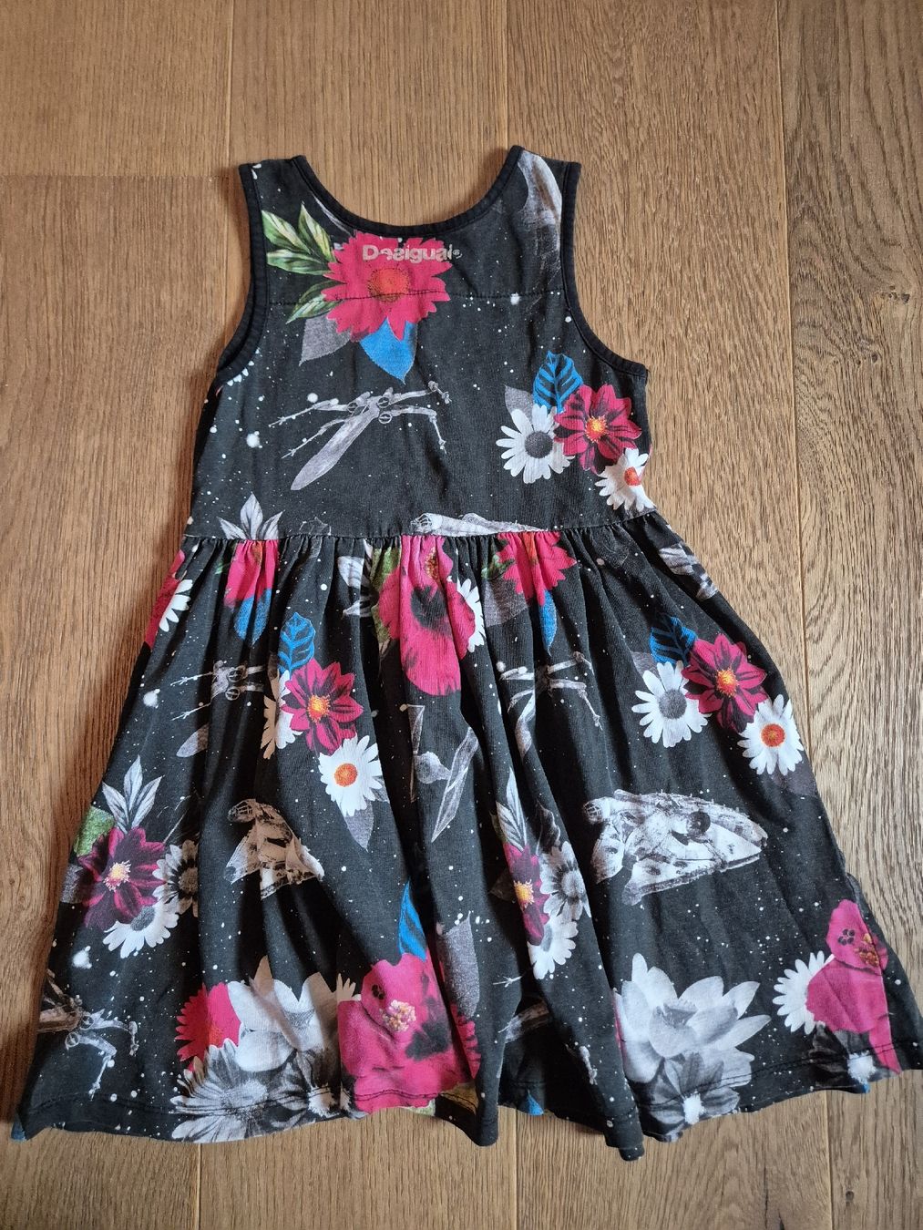 Desigual Vestiti & Gonne: desigual x star wars maedchen kleid Gr.7-8j – Usato da Ostermundigen venduto da Louhdezd 2