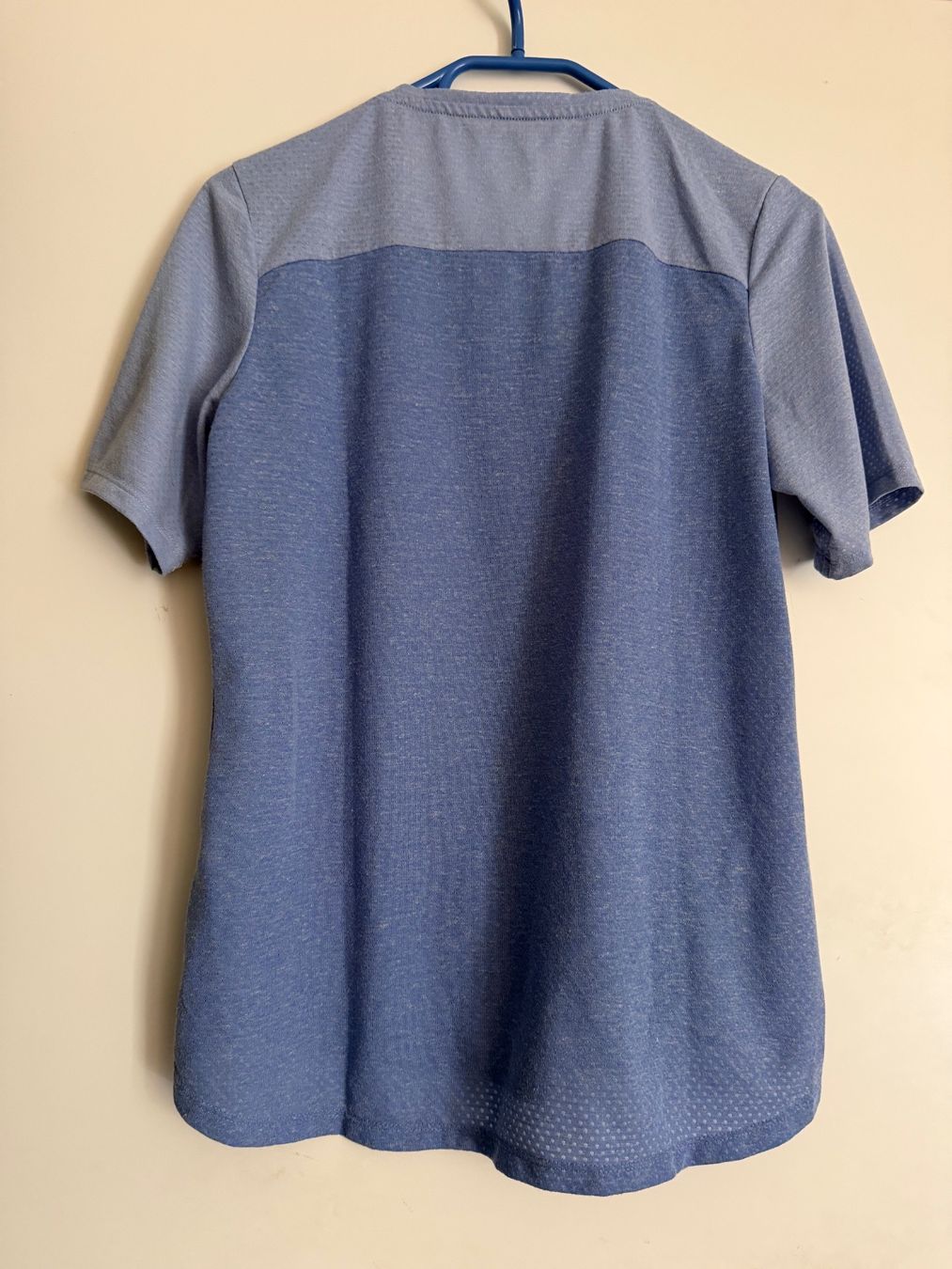 Odlo T-shirt: Odlo T-Shirt unisex – Nuovo (secondo la descrizione) da Rothenfluh venduto da hegy 1