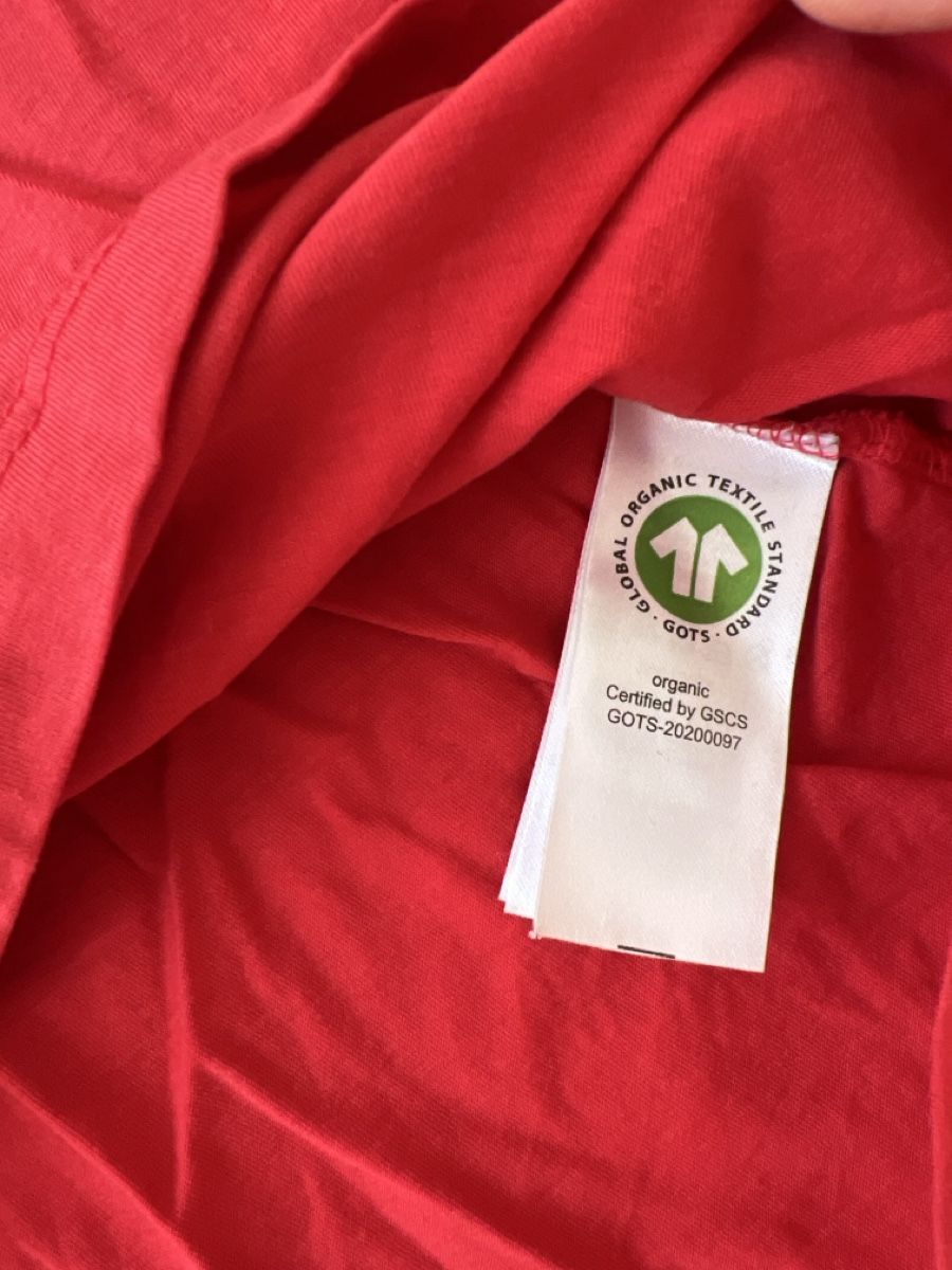 Tessuti: Roter Stoff oder rote Kleider EUR 36/38 – Nuovo (secondo la descrizione) da Murten venduto da vivienne.reichmuth 2