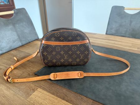 Louis Vuitton Monogram Crossbody Tasche, braun/orange, gu...