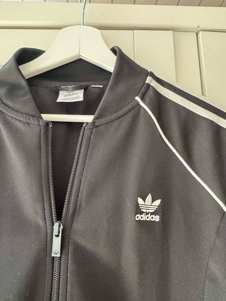 Adidas Giacche: Adidas Jacke – Nuovo (secondo la descrizione) da Turgi venduto da eiiinalem 1
