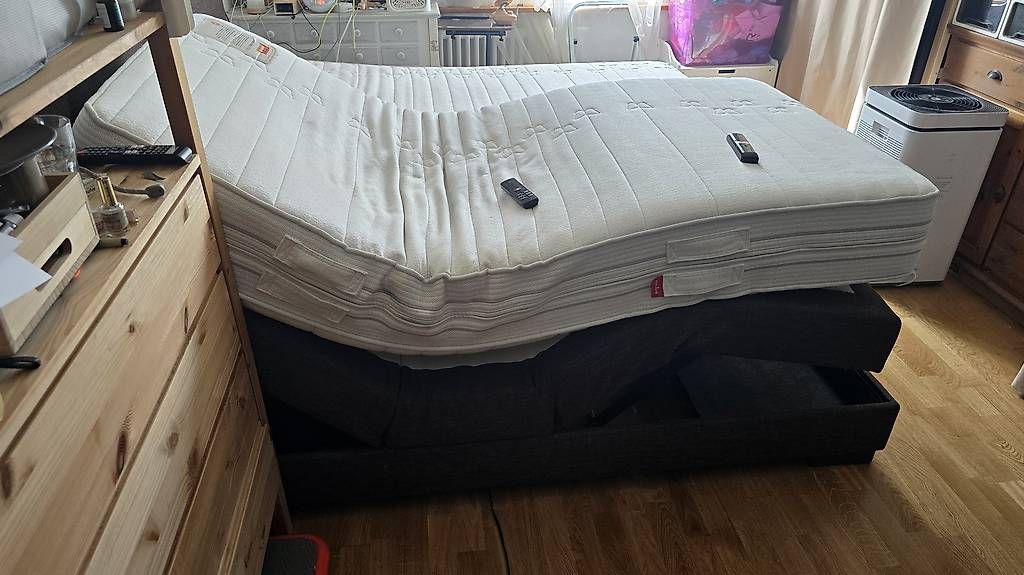 Betten: Boxspringbett – Gebraucht aus Oberglatt ZH von oli_l7hx 1