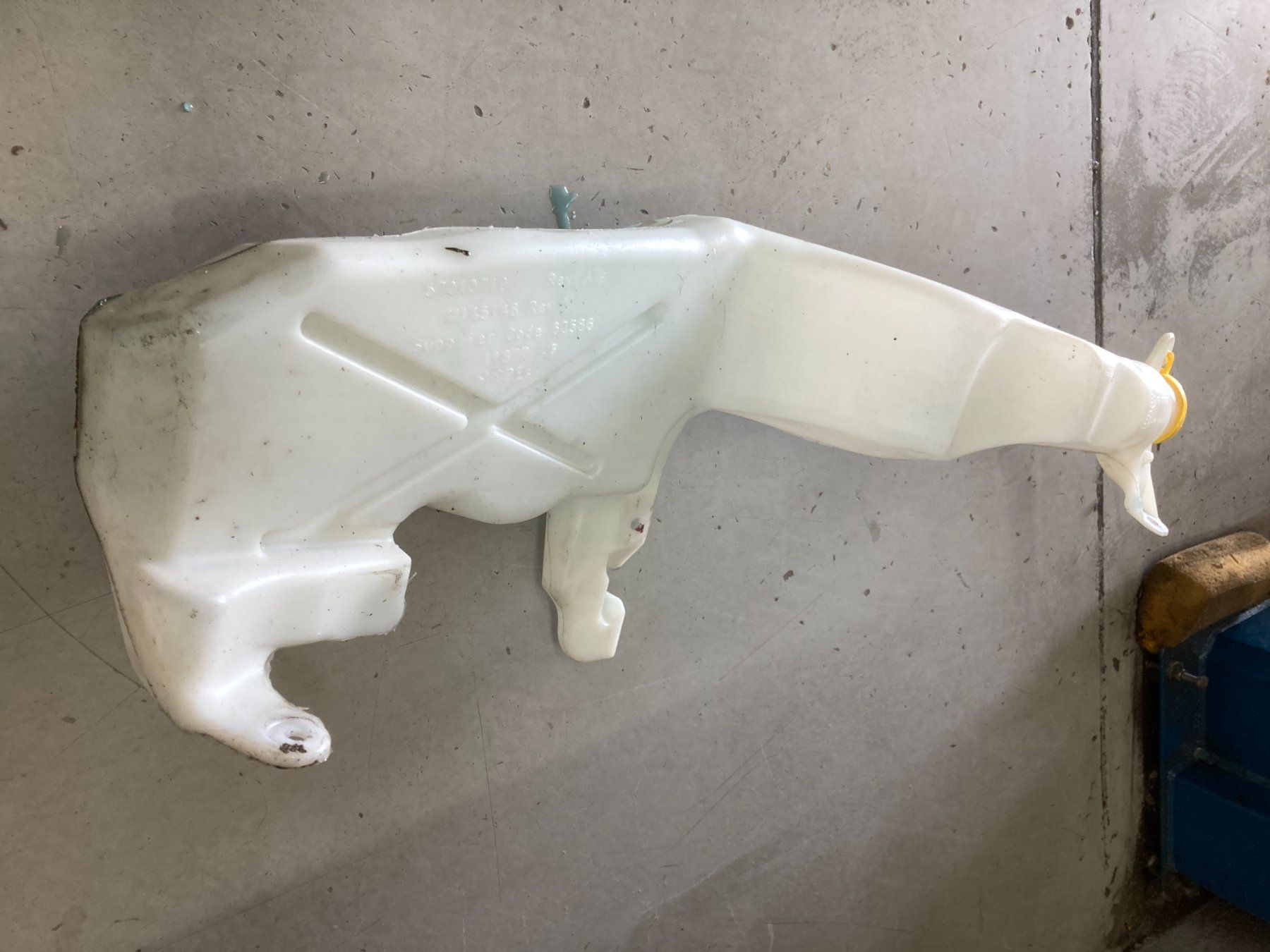 Jeep Alle Autoersatzteile: Jeep Grand Cherokee Wischwassertank 57010719AF – Neu und originalverpackt aus Cham von WB2223 2