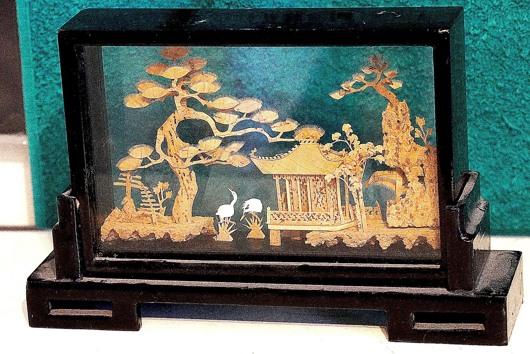 Tutte le decorazioni: Kork Schnitzerei Diorama China – Usato da Baar venduto da 2cvbaar