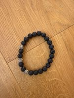 Lava Stein Armband mit Silber Akzenten