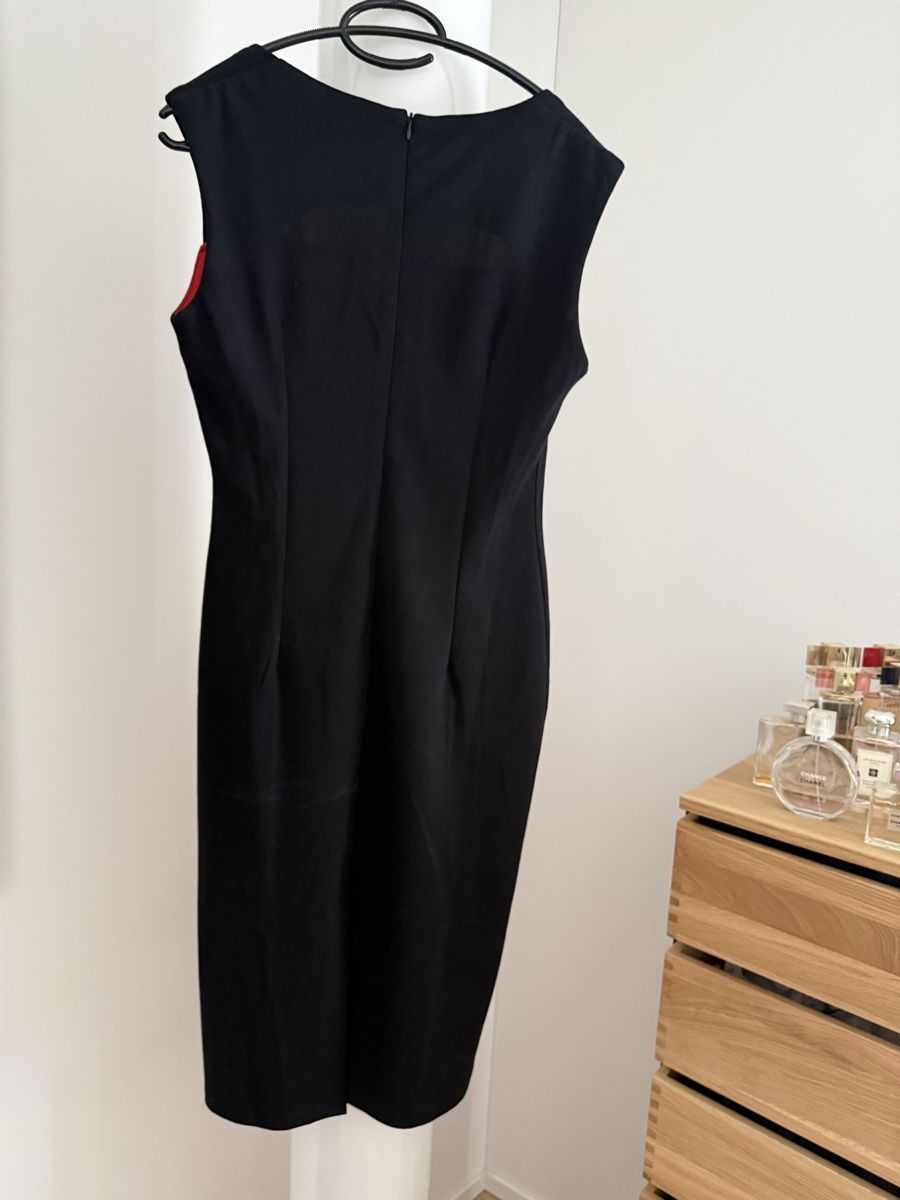 Robes: Figurbetontes schönes Kleid – D'occasion à Steinhausen par lagune1959 1