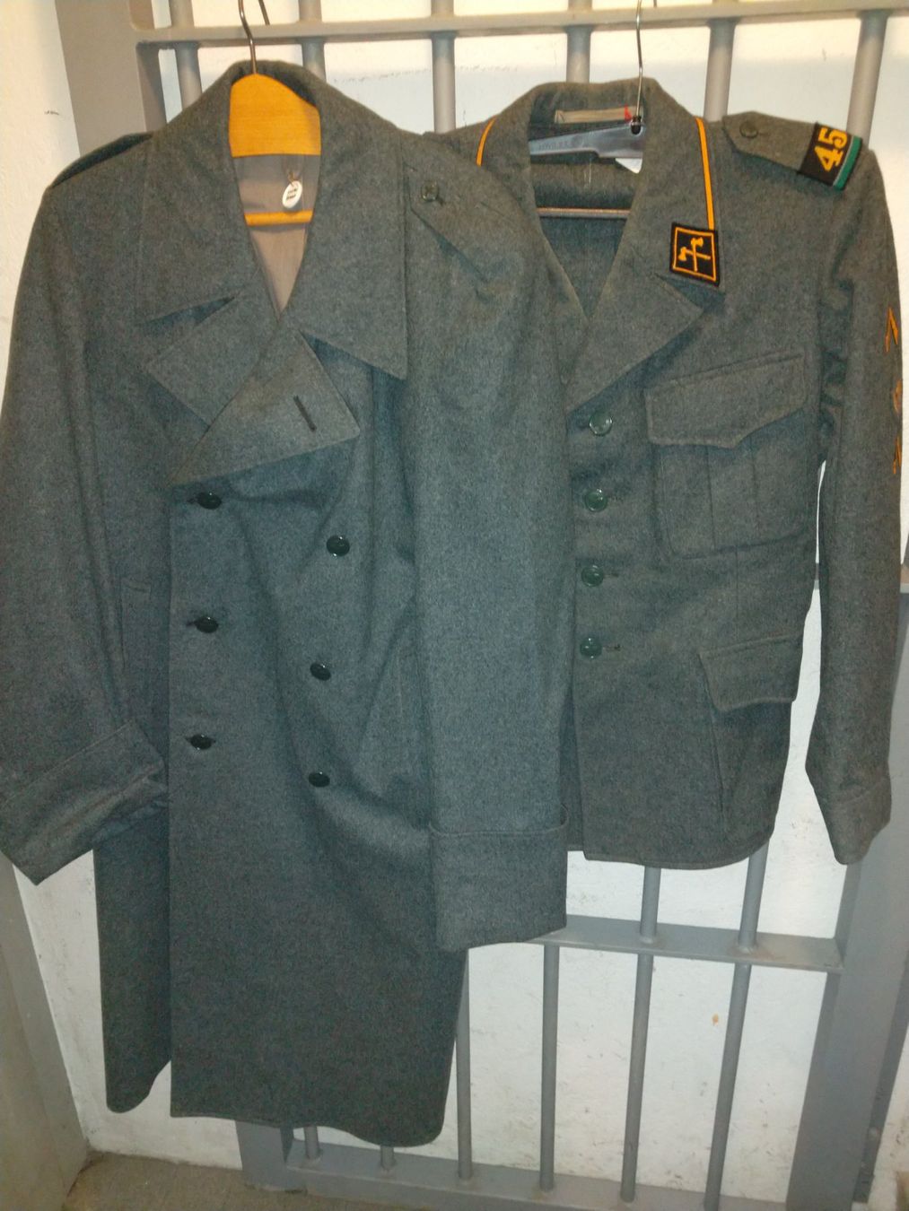 Armée suisse Uniformes: Uniformjacken Schweizer Armee – D'occasion à Schüpfheim par Mg6170 2