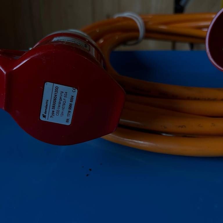 Kabel: 380 Verlängerungskabel – Gebraucht aus Luzern von san_cbm8 1