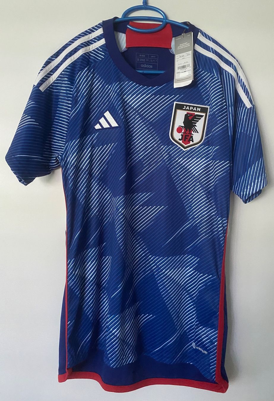 Adidas Canottiere & Pantaloni: Original Fussball Trickot Japan – Nuovo (secondo la descrizione) da Nebikon venduto da Theueb