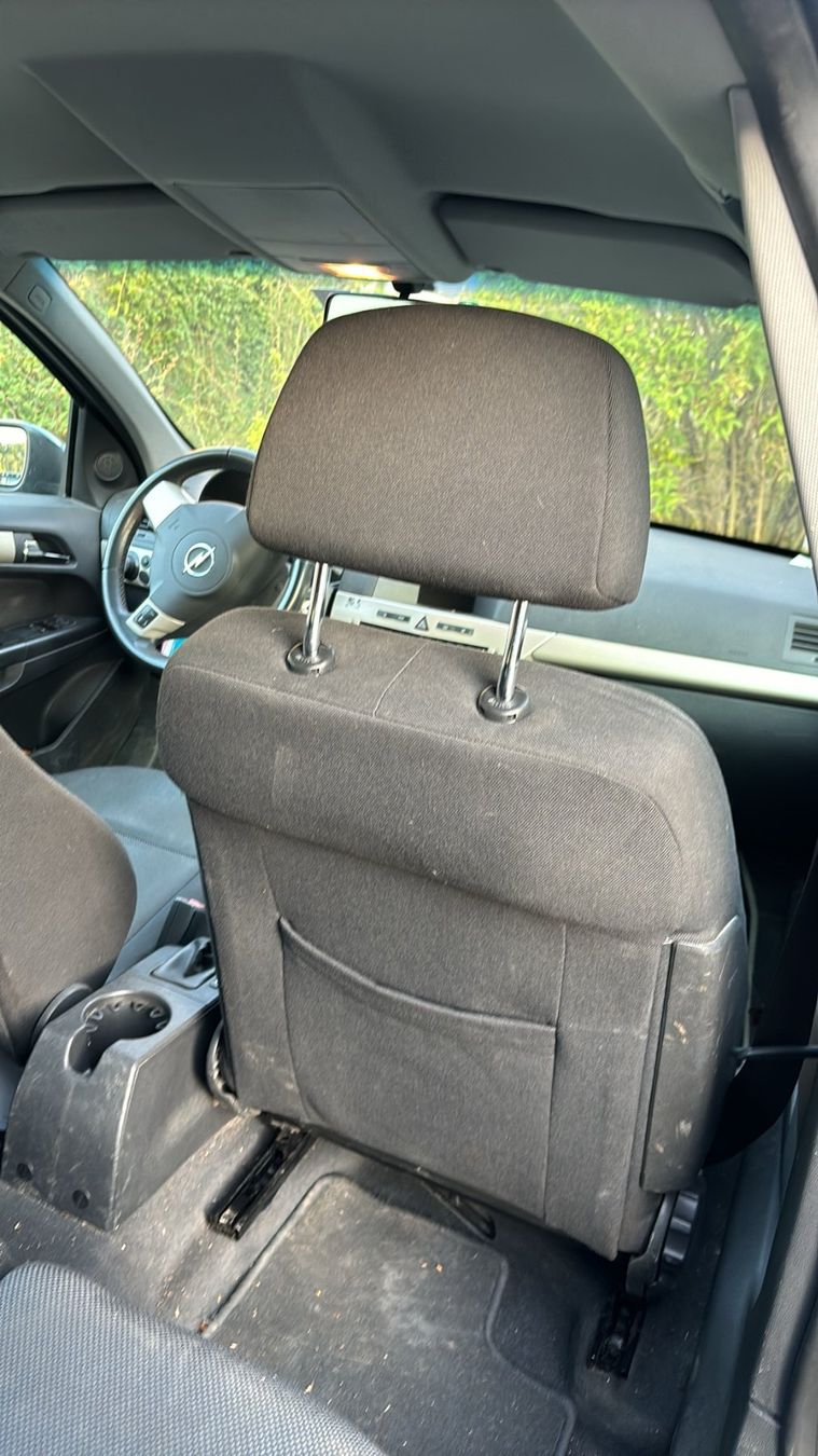 Opel Automobili: Opel Astra H18R Cvan – Usato da Rikon im Tösstal venduto da kASneaker 5