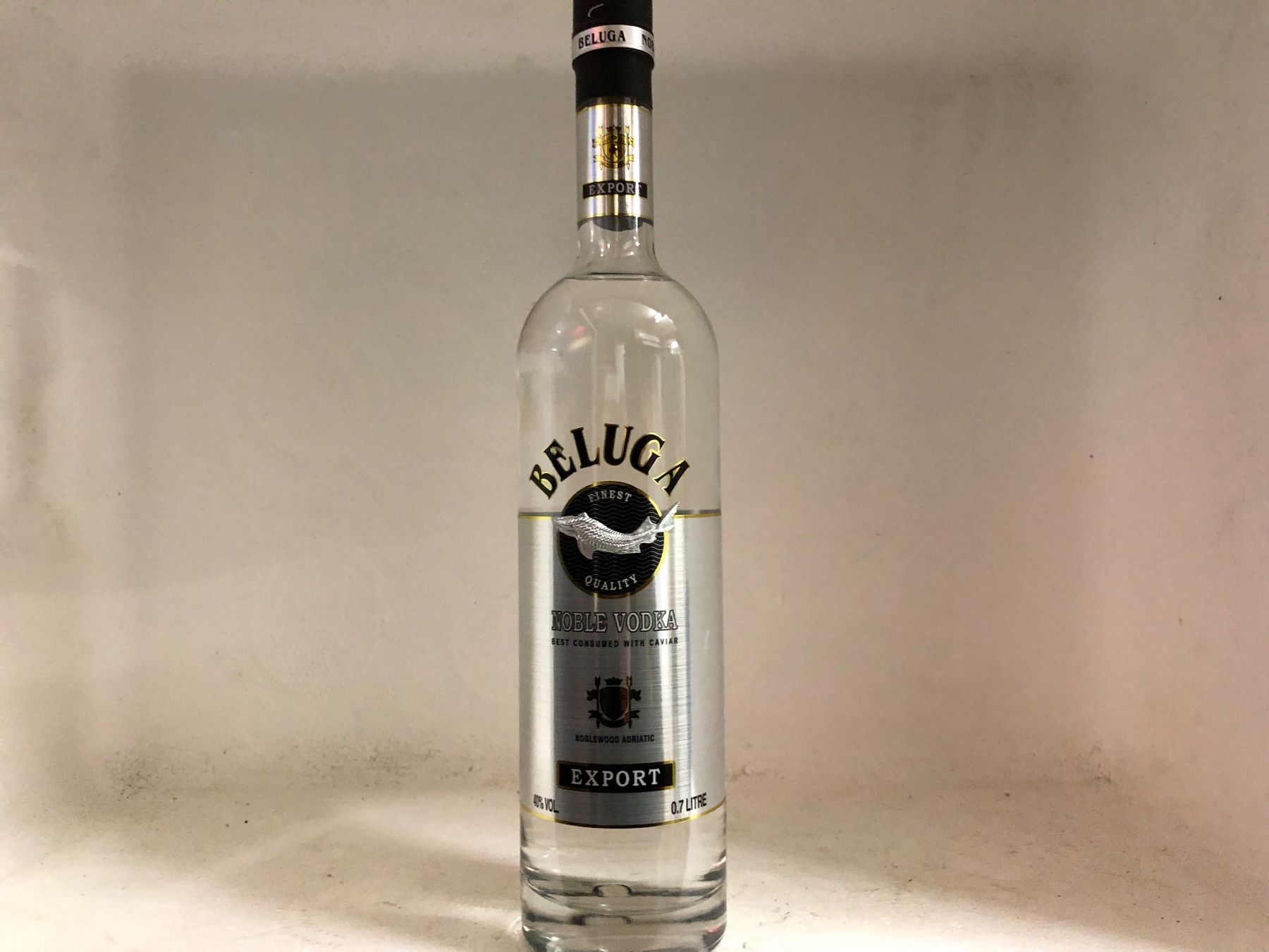 Spirituosen: 1 Flasche Vodka Beluga Silber 40%... – Neu und originalverpackt aus Wöschnau von Vinsale