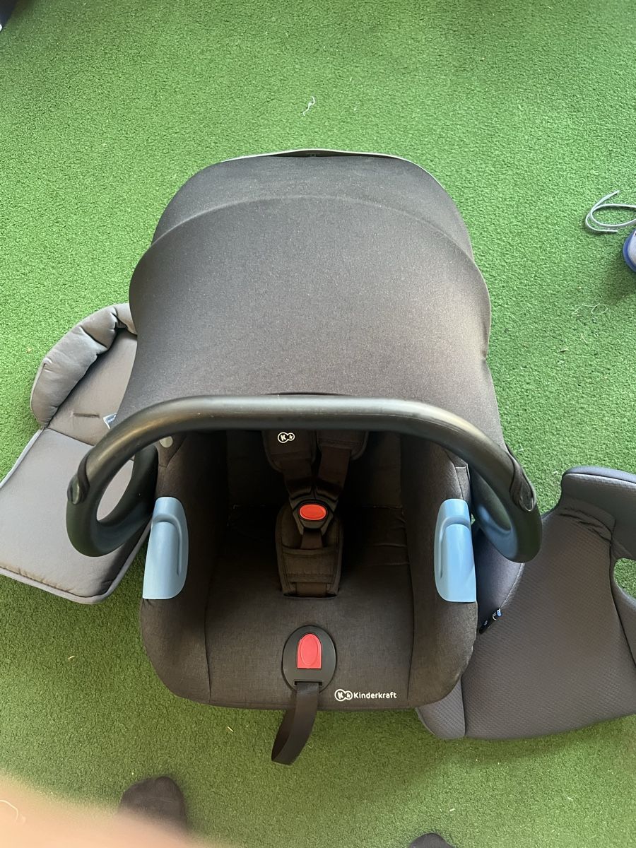 Seggiolini per auto: KindKraft Autositz, Babyschale, Grau, Top Zustand! – Usato da Rüti ZH venduto da Mjohnny7 1
