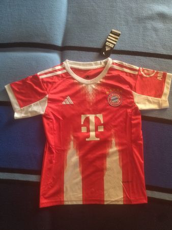 FC Bayern München Kinder Trikot Grösse 22 NEU #17 OLISE