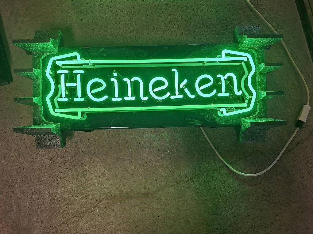 Lampen: Heineken Leuchtreklame – Gebraucht aus Gwatt (Thun) von Tigi09