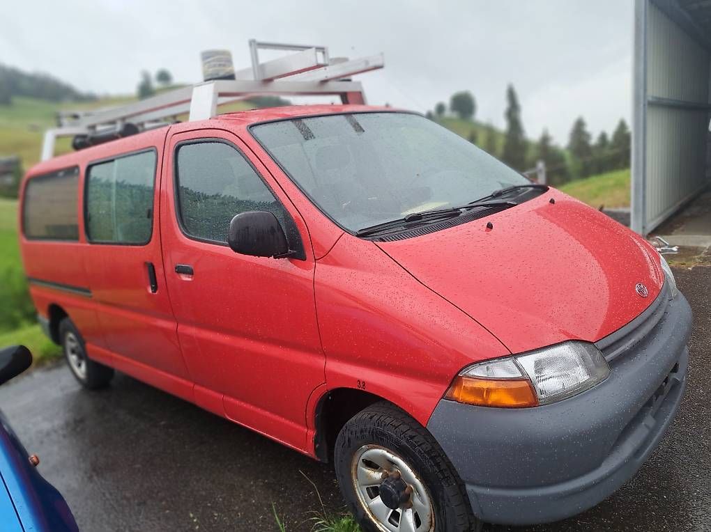 Toyota Nutzfahrzeuge: Feuerwehrbus 4WD – Gebraucht aus Tschingel von Leaderman 3