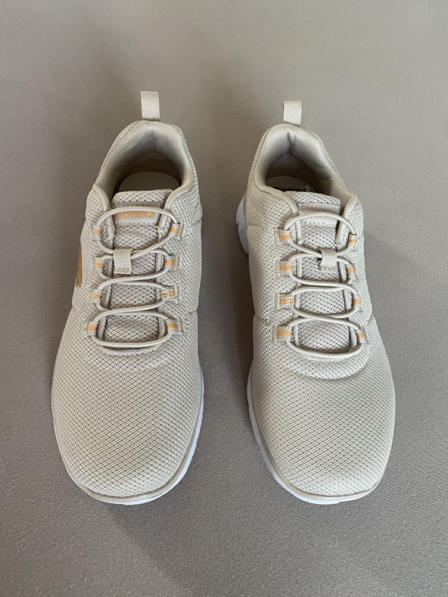 Skechers Scarpe da donna: Skechers Memory Foam Gr. 36 beige – Nuovo (secondo la descrizione) da Hünibach venduto da nadalila