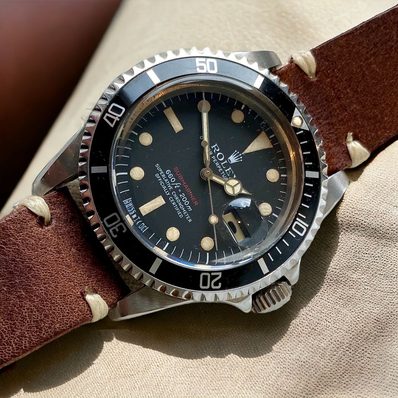 Rolex Orologi: Rolex Vintage Submariner Red Ref. 1680 Patina Dial Mint' – Usato da Morges venduto da 24time