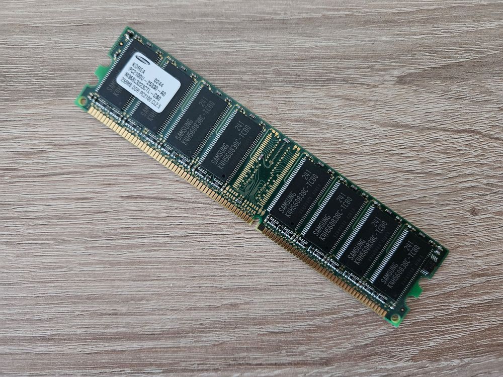 256 DDR Ram Samsung (Gebraucht) in Wauwil für CHF 1 – mit Lieferung auf ...