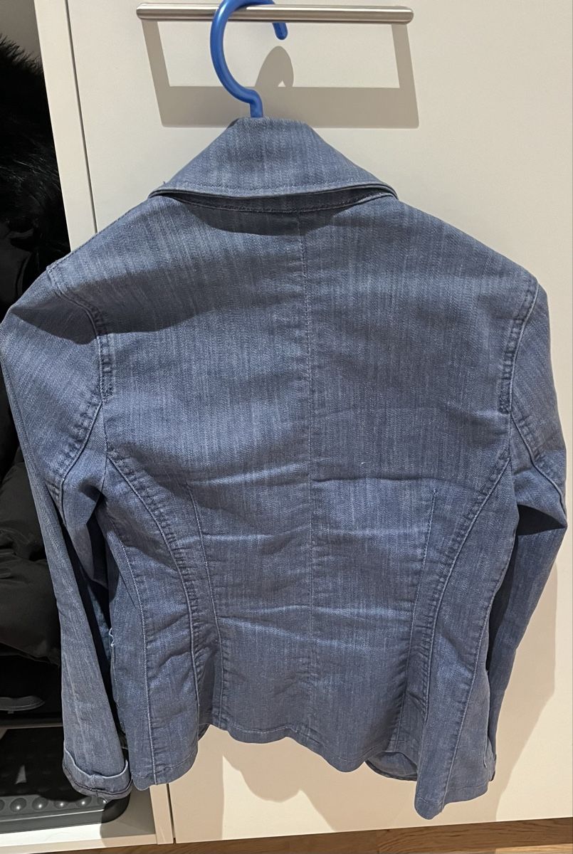 Giacche: Damen Jeans Blazer blau  – Usato da Fahrwangen venduto da vitorio01 1