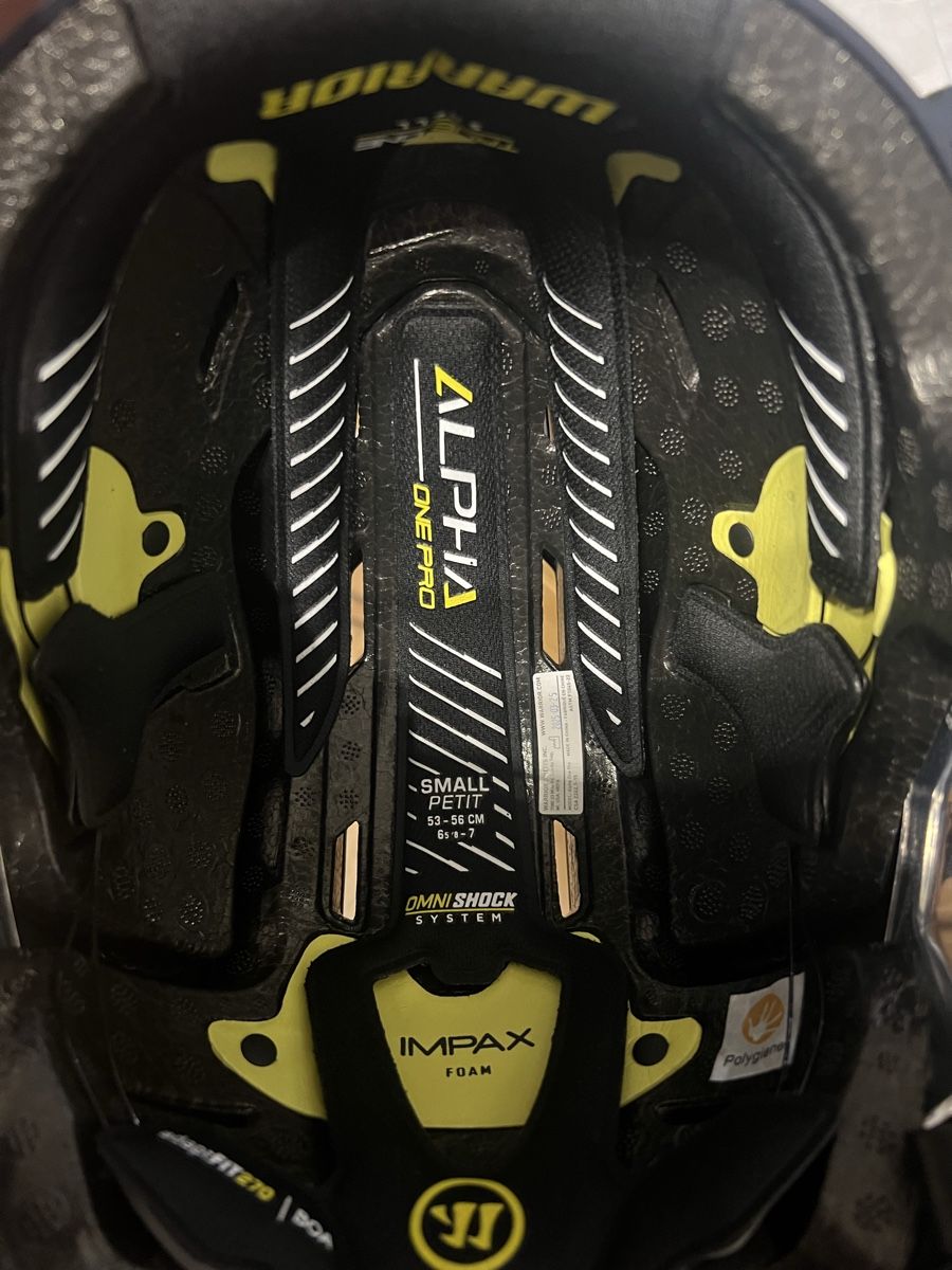Caschi: Warrior Alpha One Pro Eishockeyhelm, Grösse S/P, Neu! – Nuovo e nell'imballaggio originale da Madiswil venduto da Thekus 2