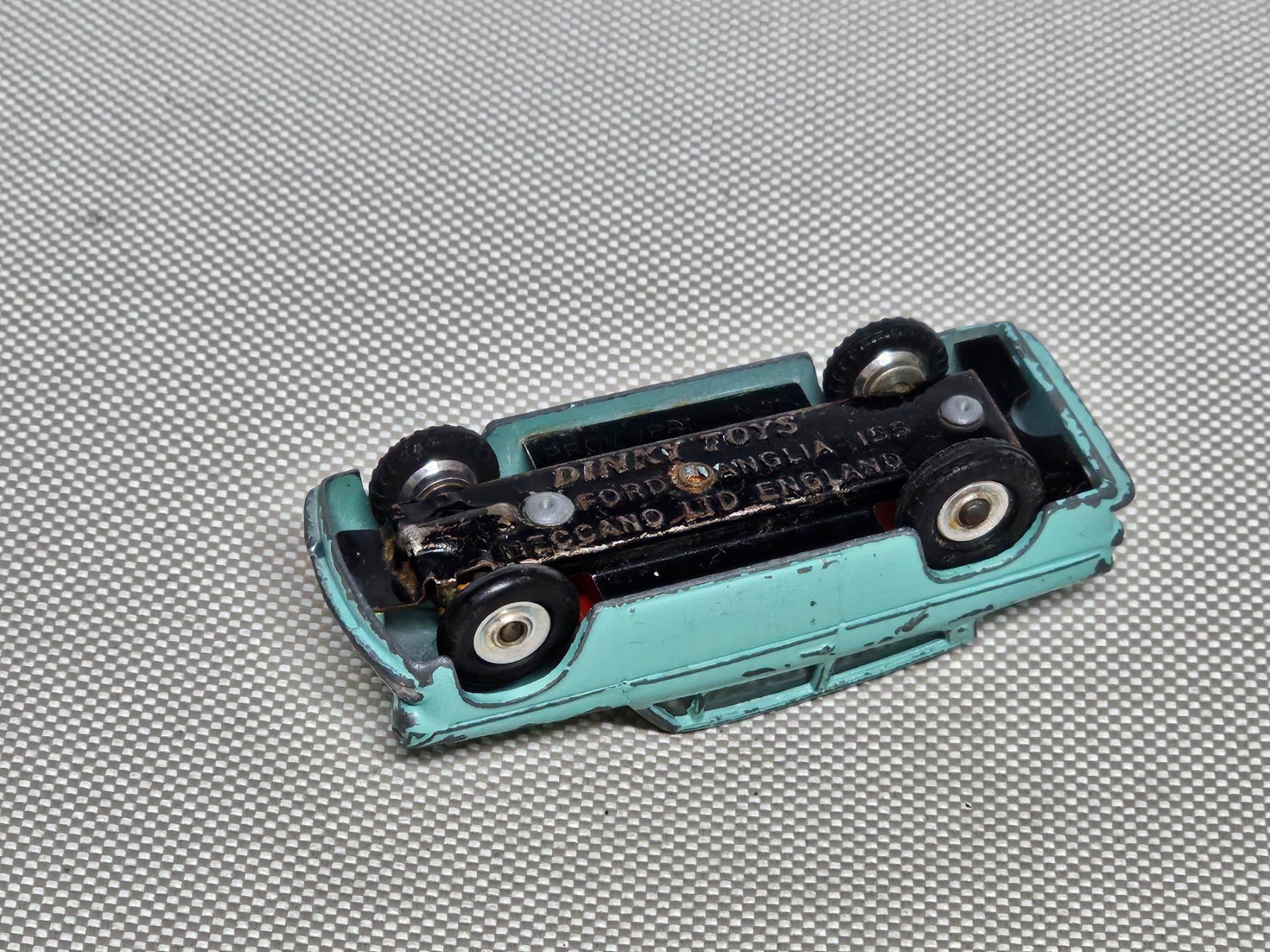Dinky Toys Voitures modèles: Dinky Ford Anglia – D'occasion à Starrkirch-Wil par easygo13 2