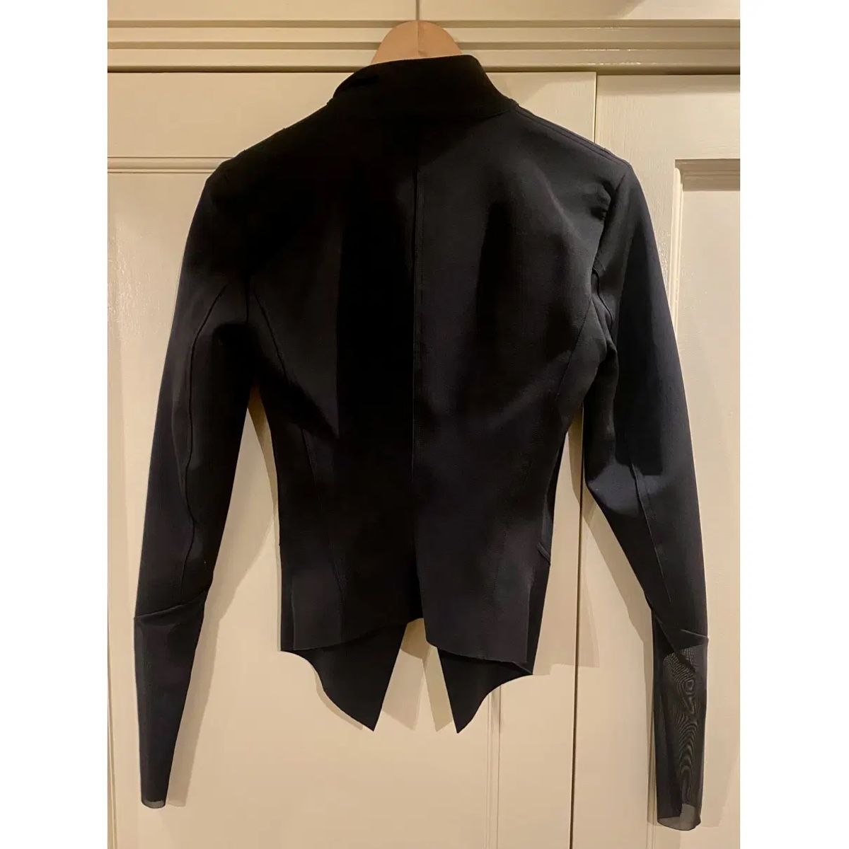 La Perla Vestes: La Perla Asymmetric Zip Jacket black – D'occasion à Bülach par mrt_m2tm 4