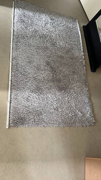 Teppiche: Teppich grau 145 x 85 cm – Gebraucht aus Luzern von zapatae