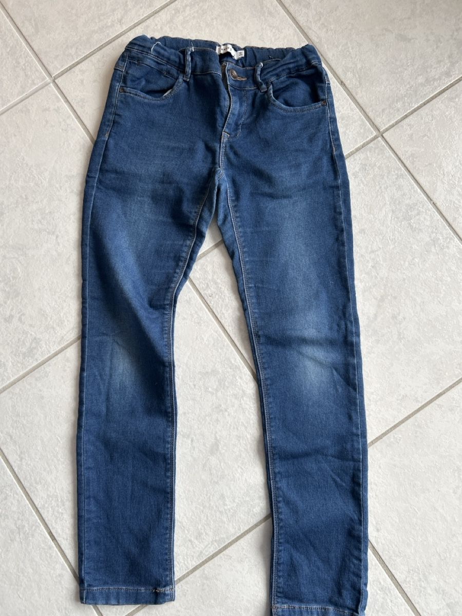 Pantaloni: Jeans Gr 140 – Usato da Lostorf venduto da Venice16