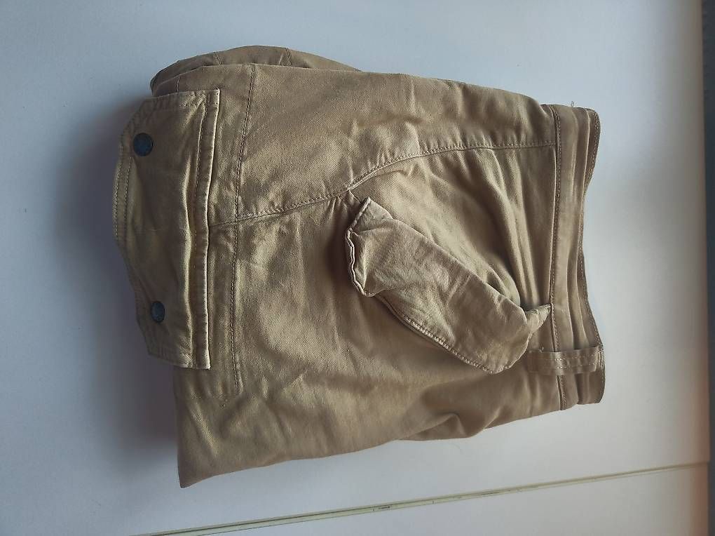 Hosen: Alpha Industries Cargohose Beige  Grösse 34 – Gebraucht aus Unterlangenegg von m.i.c.h.i.m