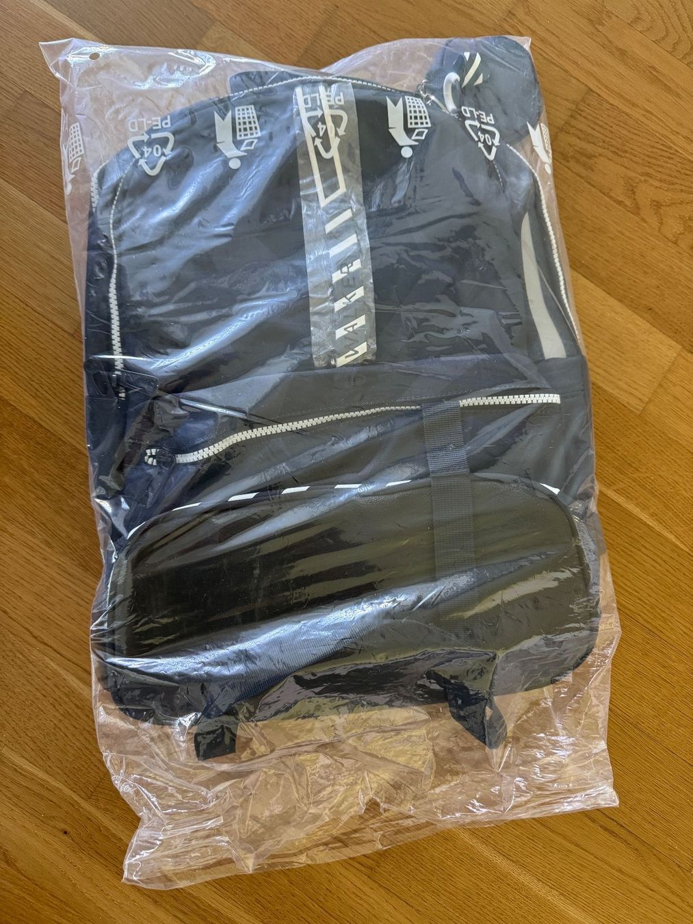 Zaini: Walker Lewinray Schulrucksack - Neu & Ungebraucht! – Nuovo e nell'imballaggio originale da Sursee venduto da k12g223 1