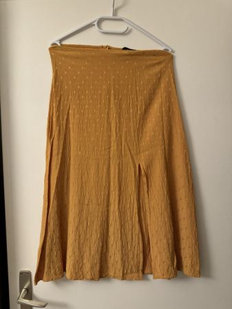 Jupe mi-longue moutarde à pois, taille M, parfait été