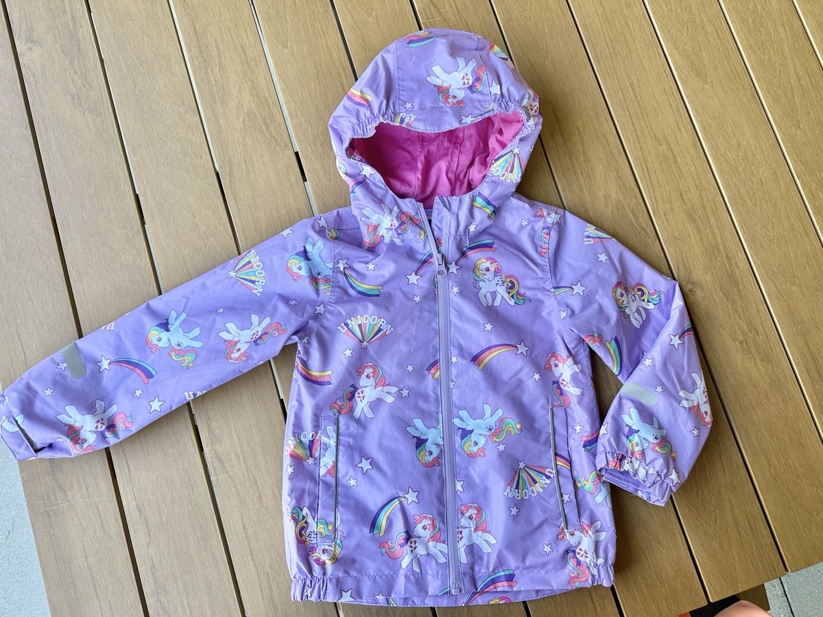 Giacche & Cappotti: Einhorn Regenjacke Grösse 110/116 – Nuovo (secondo la descrizione) da Adliswil venduto da surenya