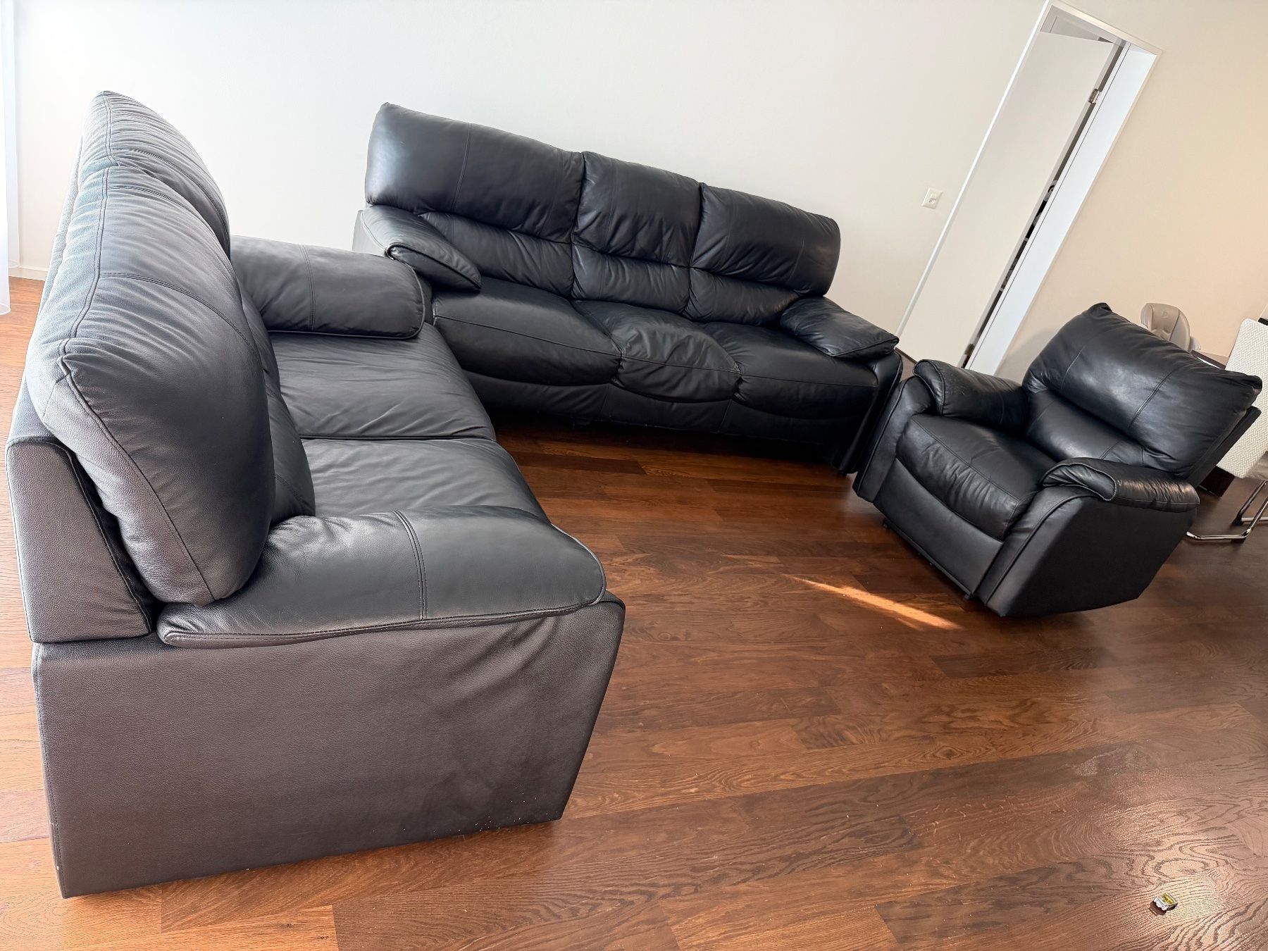 Colori: Leder Sofas – Usato da Pratteln venduto da bul_29gt 1
