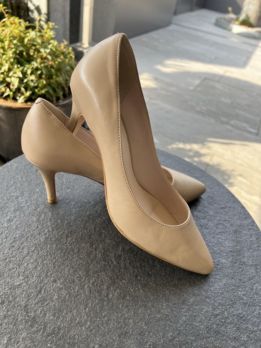Damenschuhe: Lederpumps von Cole Haan – Neu (gemäss Beschreibung) aus Döttingen von Steinklopferin