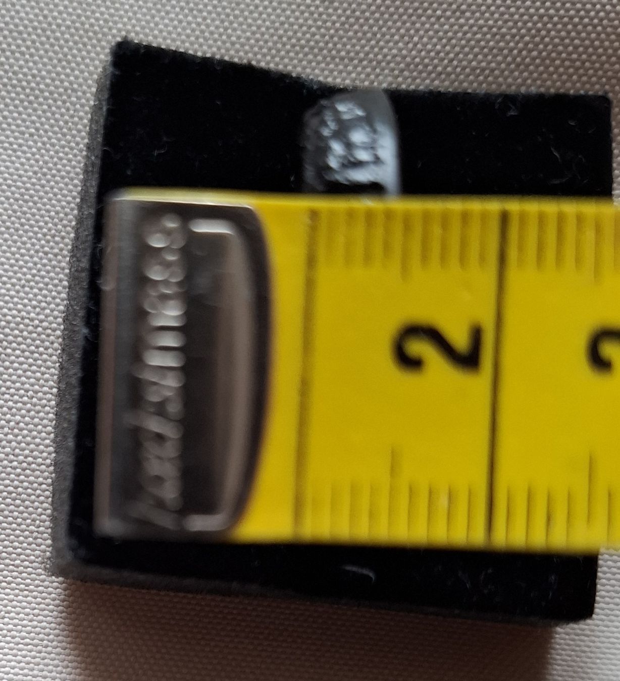 Bottoni: Schwarzer Blumen Knopf. 28 mm. – Usato da Dietikon venduto da Hirschkopf 4