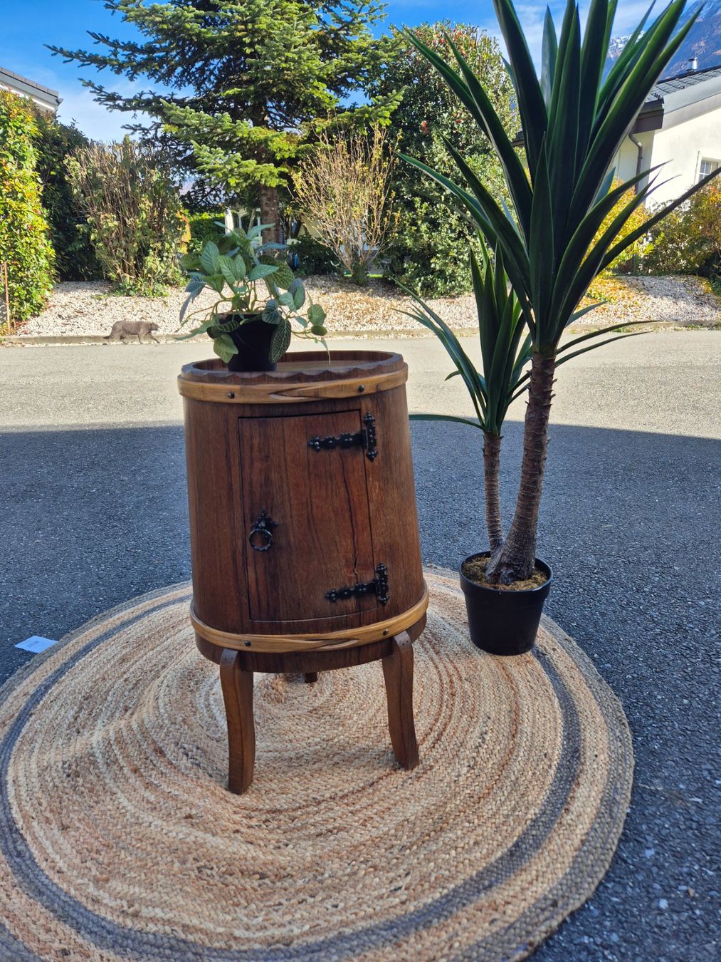 Comodini: Petit meuble style tonneau ancien – Usato da Fully venduto da tameab 5
