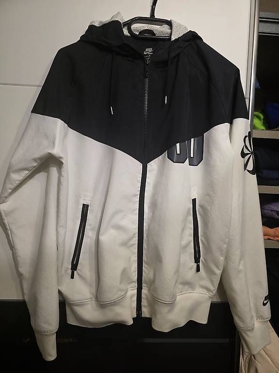 Nike Jacken: Nike Trainer Jacke Grösse M – Gebraucht aus Rüthi (Rheintal) von Foensi67 3