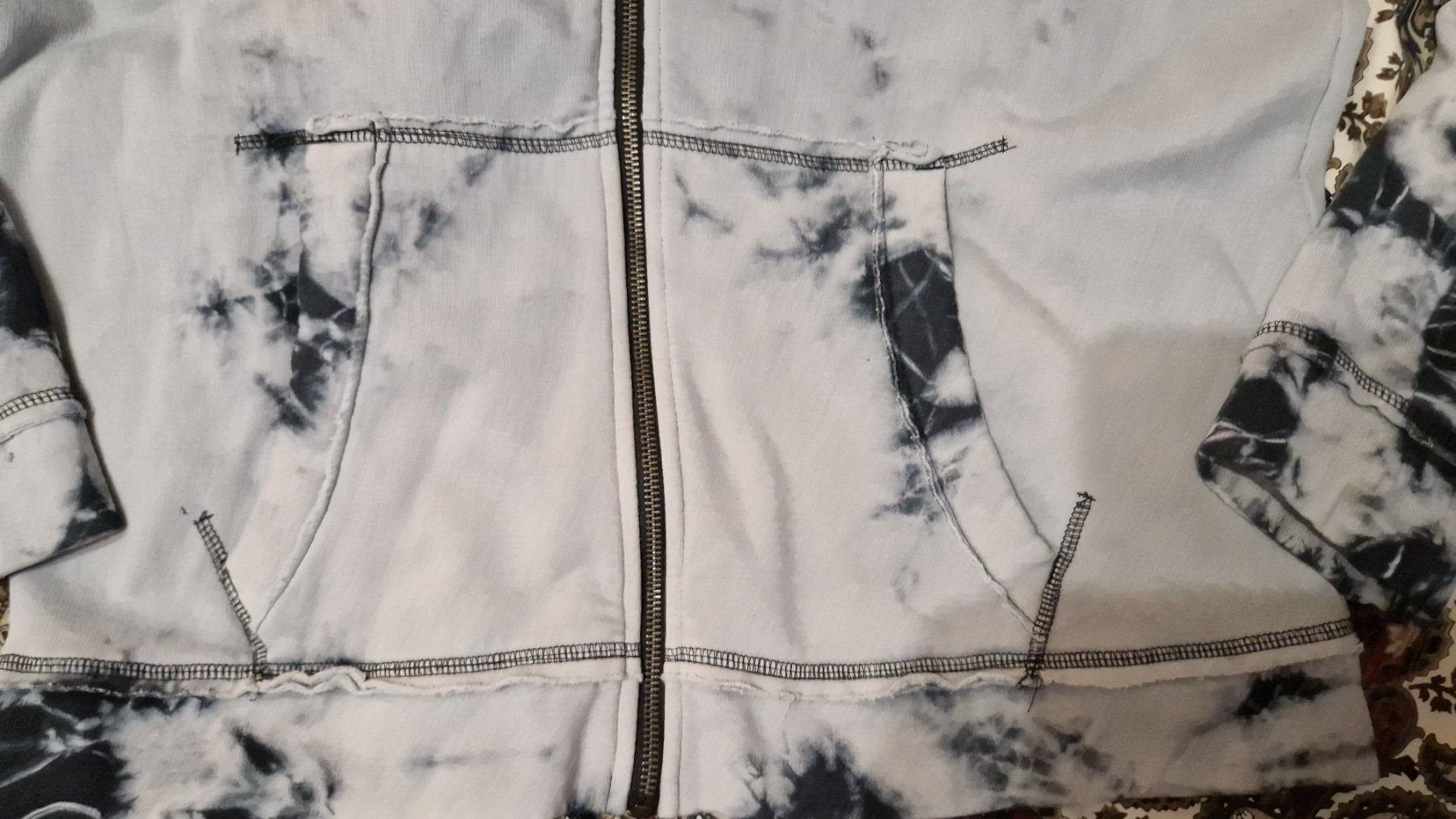 C&A Vestes: Graublaue Sweat-Kapuzen-Jacke – D'occasion à Oberengstringen par Asteroid56 3
