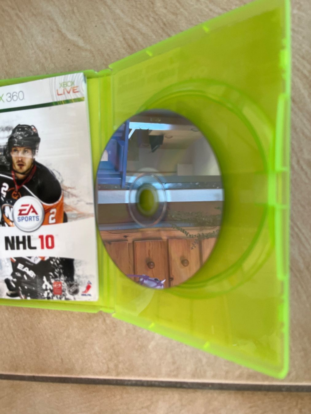 Microsoft Giochi: Jeu vidéo NHL 10 pour XBOX 360 – Usato da Vernayaz venduto da Darkfrost 3