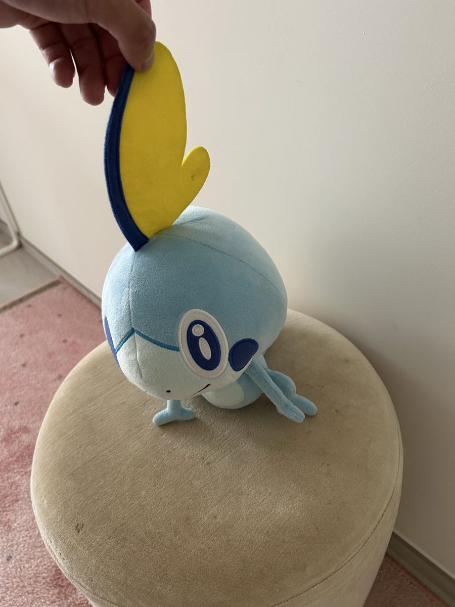 Pokémon Spielzeuge: Pokémon Plüschtier Sobble – ca. 38 cm – Gebraucht aus Rikon im Tösstal von s_tenz 2