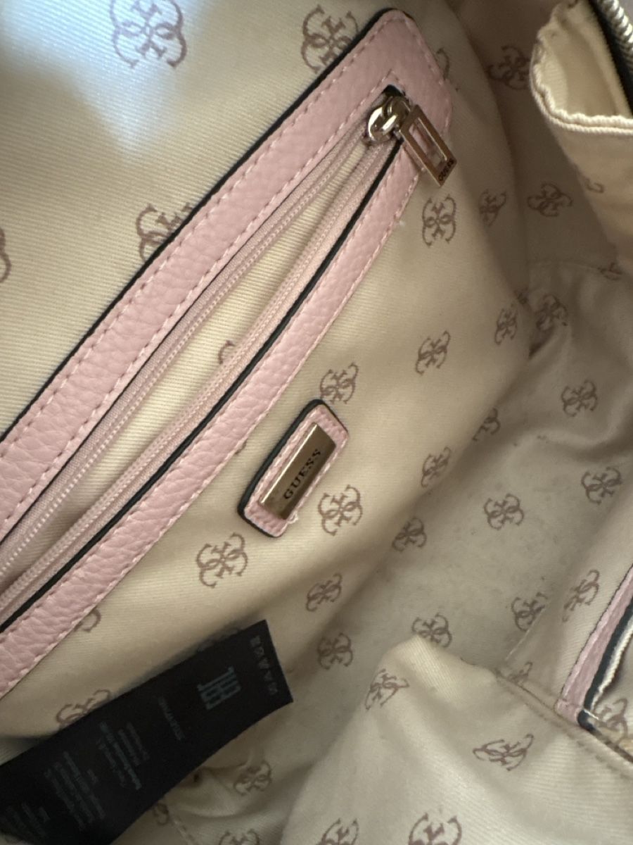 Guess Borse da donna: Guess Tasche /Rucksack – Usato da Zürich venduto da fcold 3