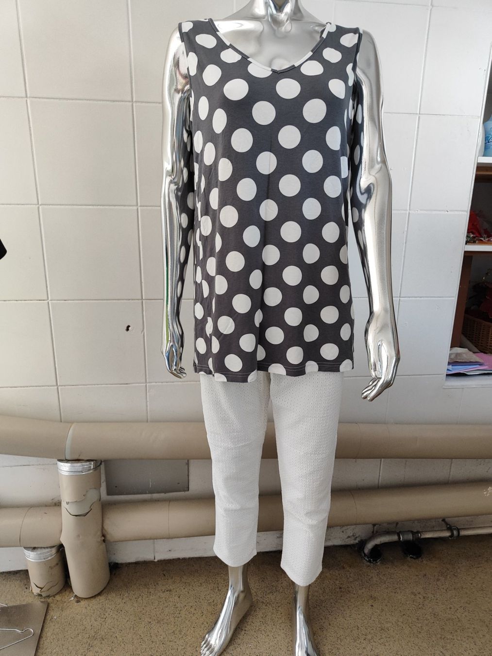 T-Shirts: Sommer T shirt GR 42 – Gebraucht aus Langnau am Albis von Judithsebi 1